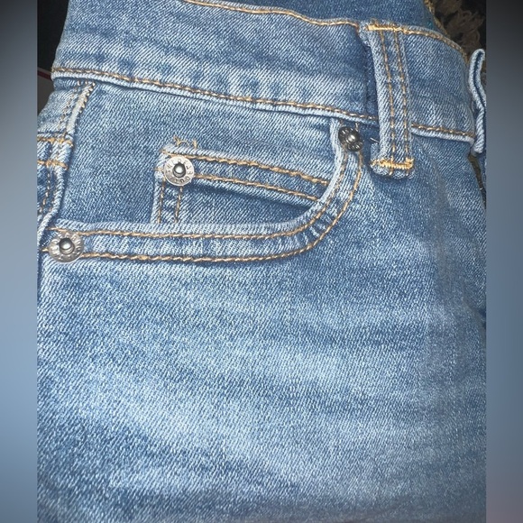 NWT Boys ThereAbouts Taper Fit Light Wash Jeans - Picture 7 of 8